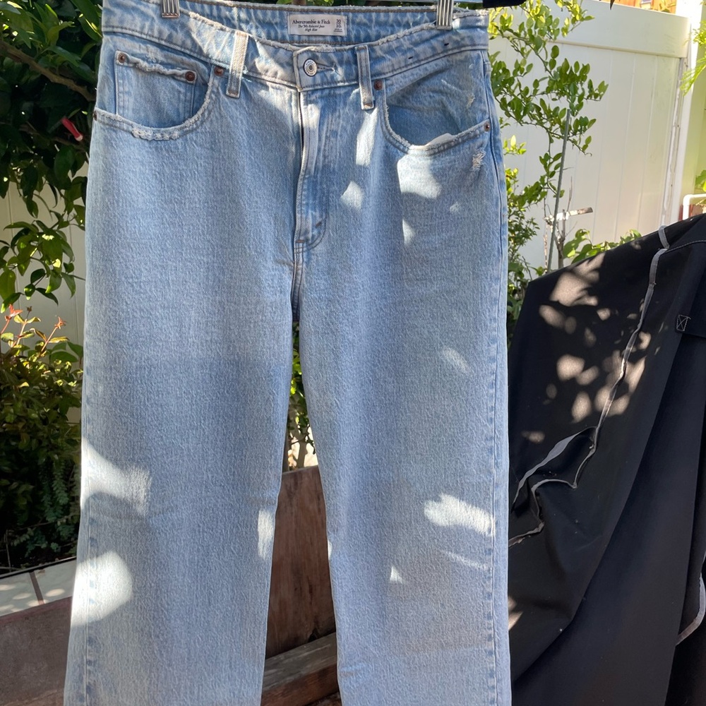 Classic Light Blue Abercrombie and Fitch Jeans